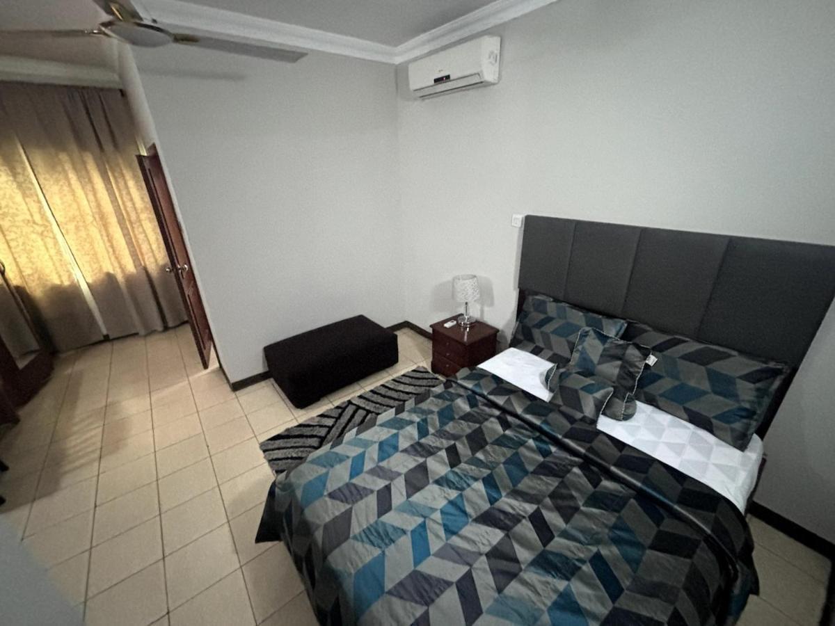 Takako Court Luxury Houses & Apartments, East Legon Аккра Экстерьер фото