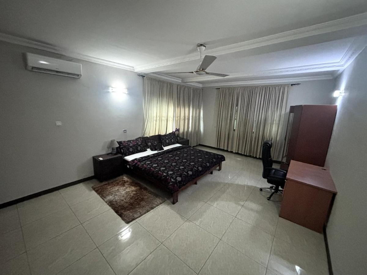 Takako Court Luxury Houses & Apartments, East Legon Аккра Экстерьер фото